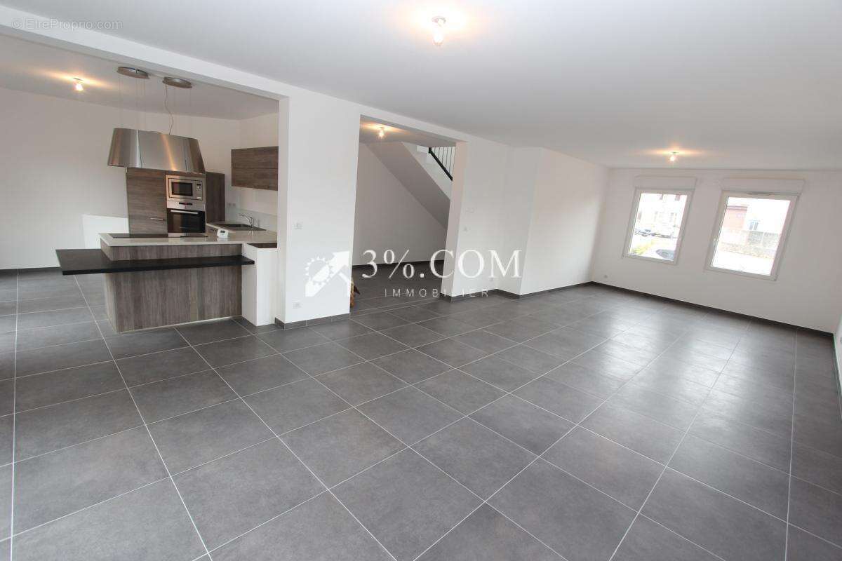 Maison à RECHICOURT-LE-CHATEAU