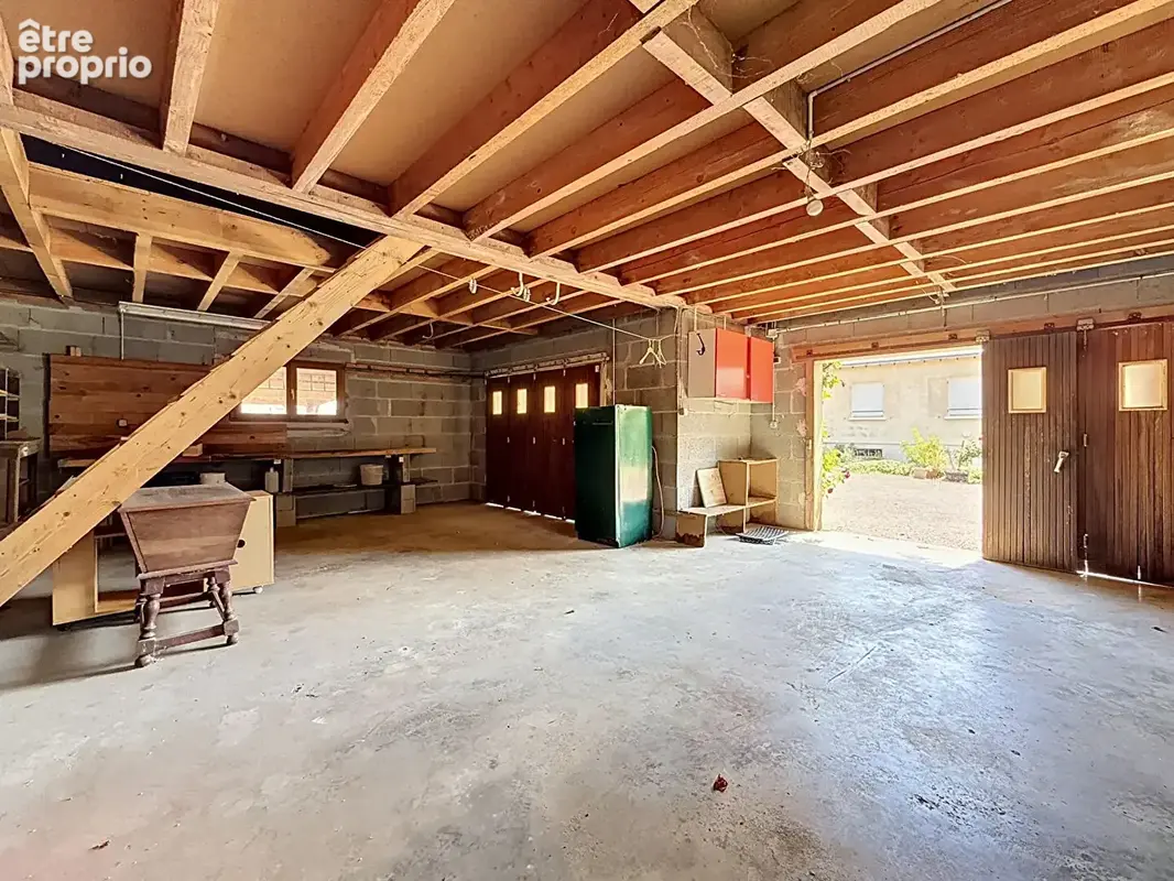 Maison familiale avec grand terrain Centre de Doué-la-Fontaine - photo 16