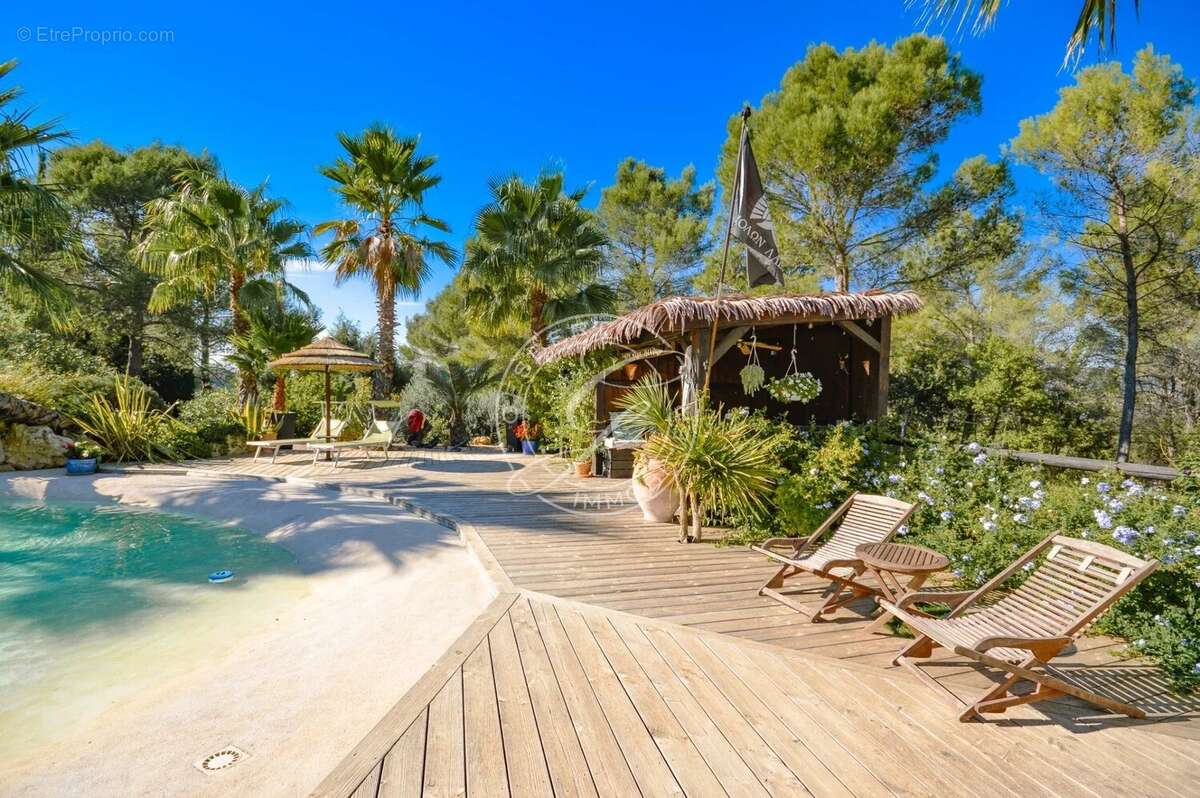 Maison à DRAGUIGNAN