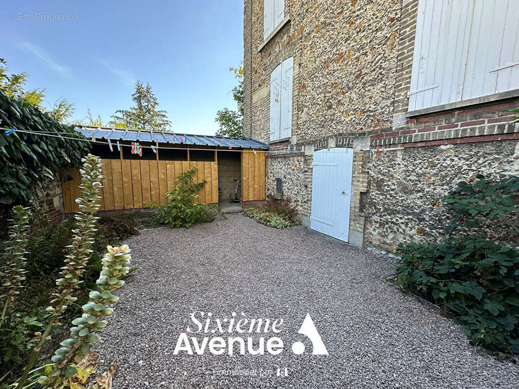 Demeure de prestige Châlons En Champagne 8 pièce(s) 190 m2 - photo 16