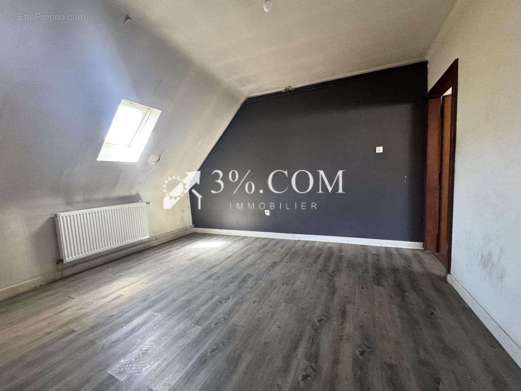 3%COM Grand triplex F5 de  156m2 au sol avec 4 chambres - photo 9