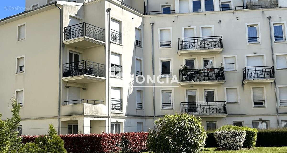 Appartement à LUCE