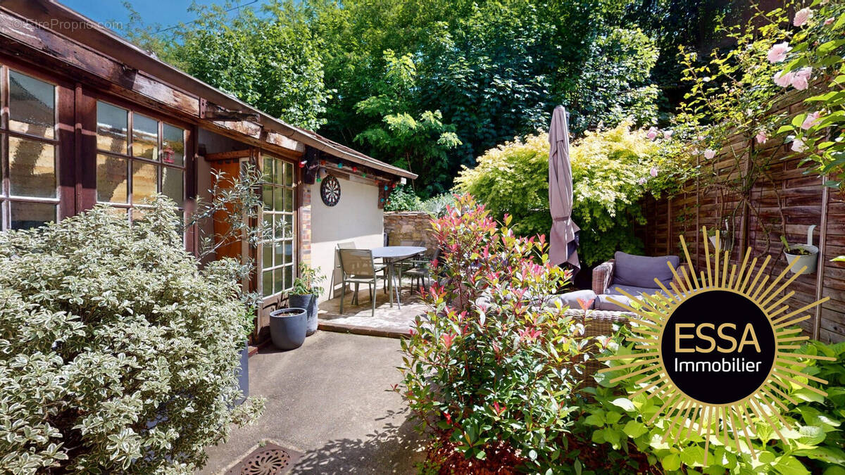 Maison à VIROFLAY