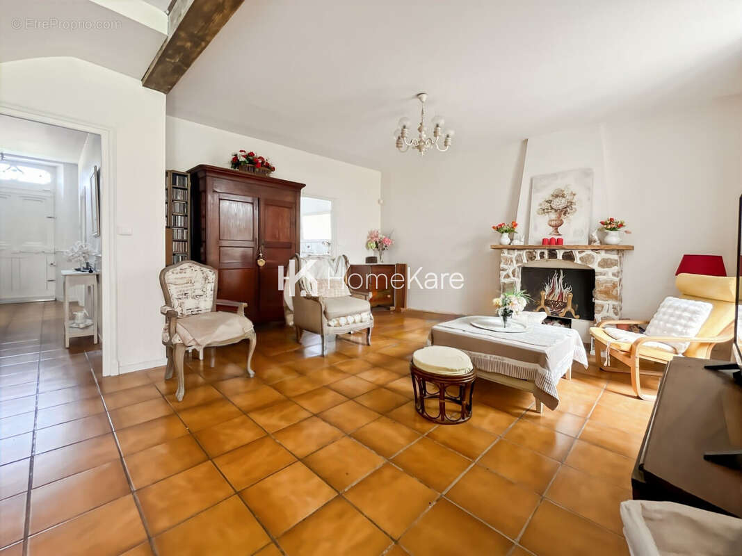 Maison 185 m² à Revel  - photo 2
