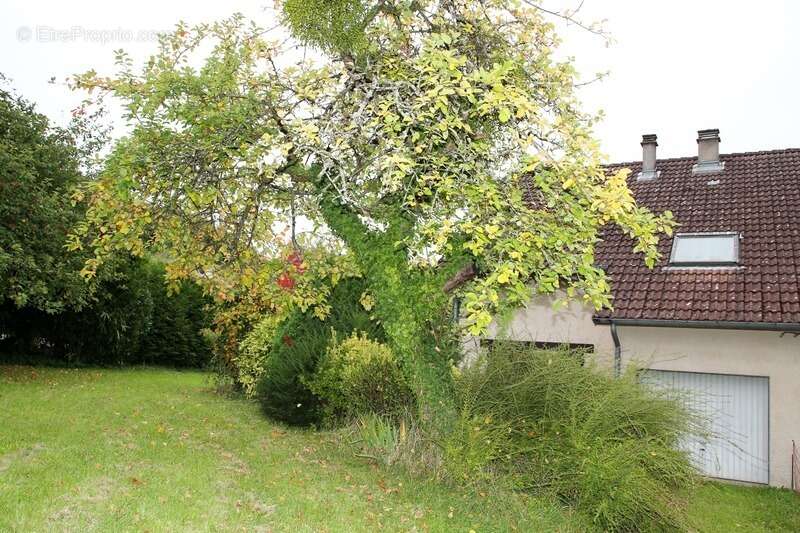 Maison à DUN-SUR-MEUSE