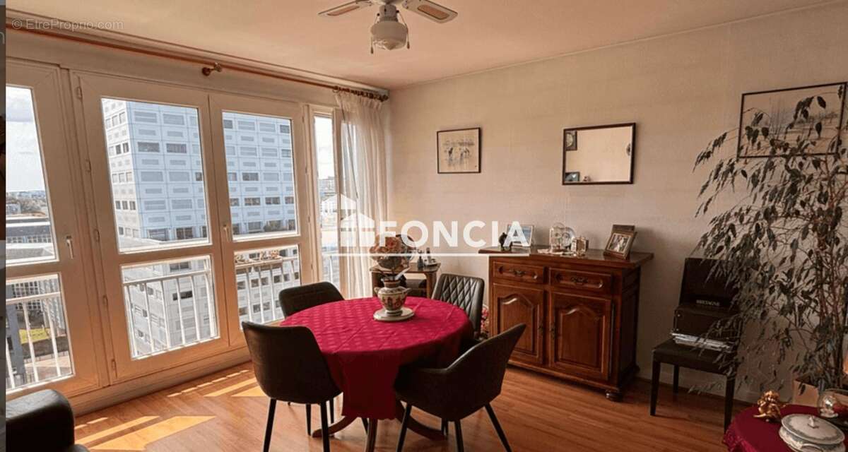 Appartement à NANTES