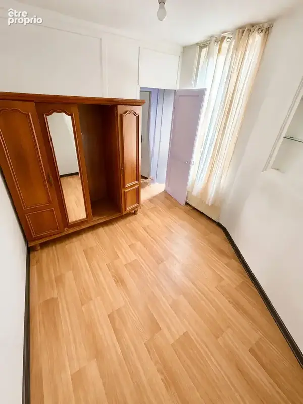 Maison de ville 206 m² - DPE B,  cour, dépendance et local commercial en façade - photo 15