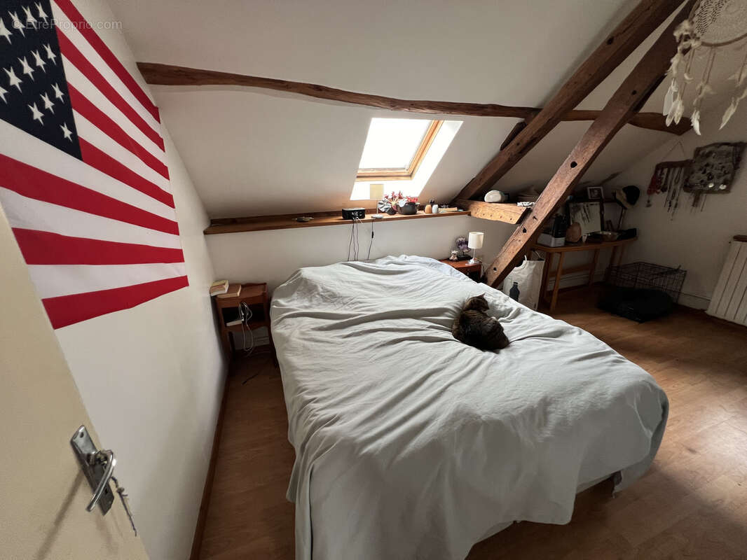 Maison à LE MELE-SUR-SARTHE