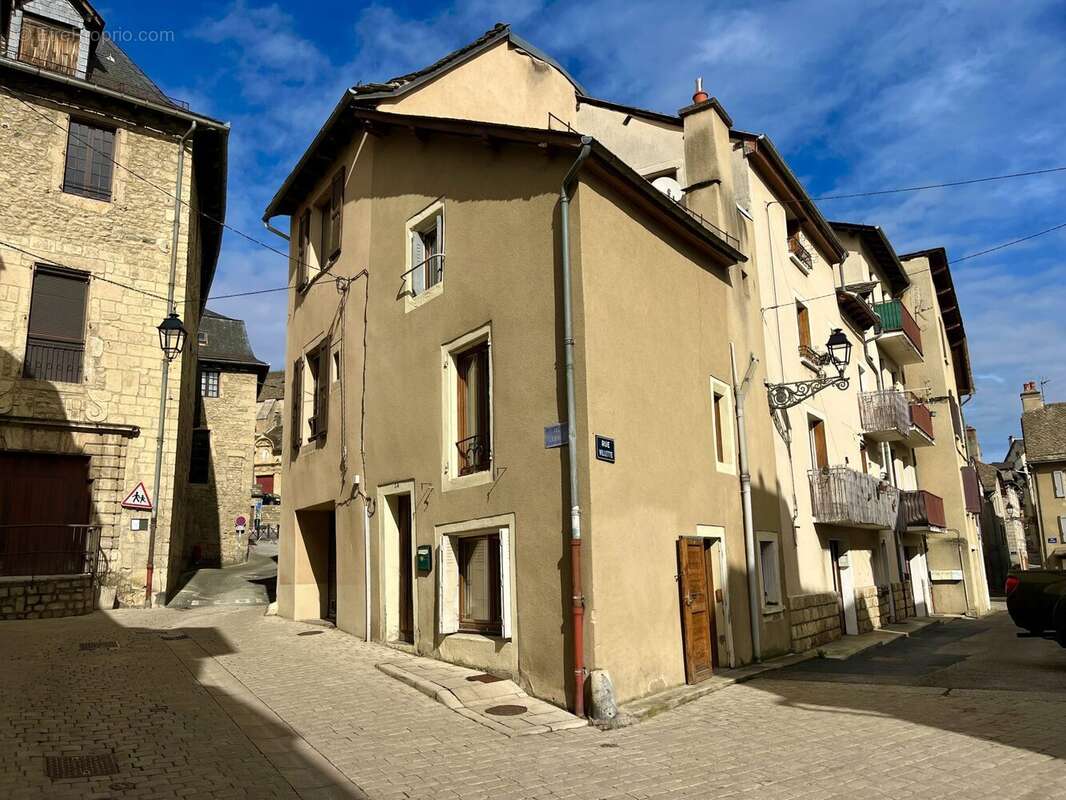 Maison à MARVEJOLS