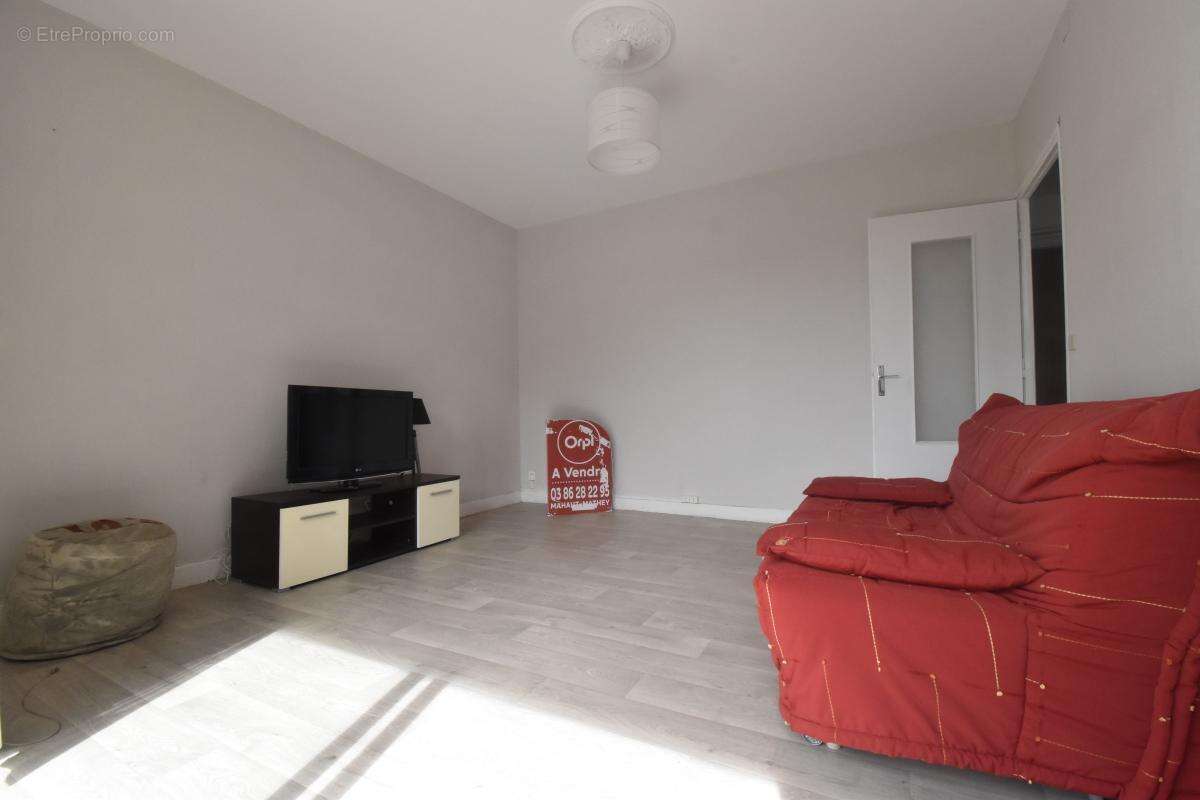 Appartement à COSNE-COURS-SUR-LOIRE