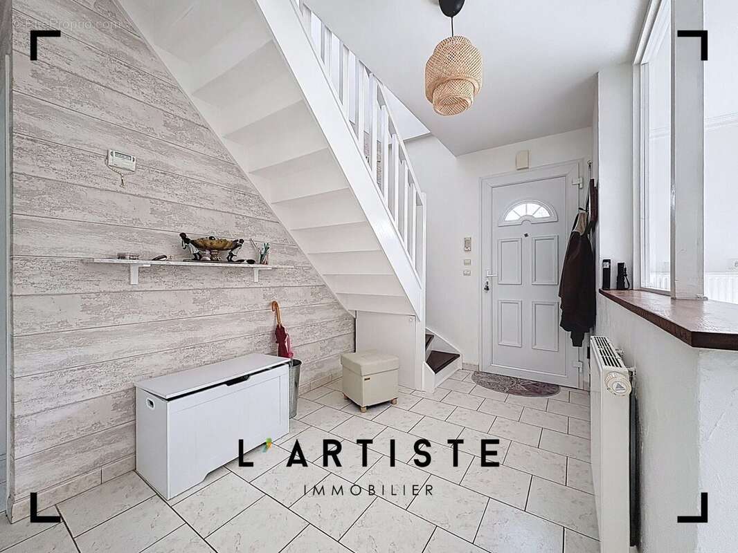 Maison à CRIQUEBEUF-SUR-SEINE