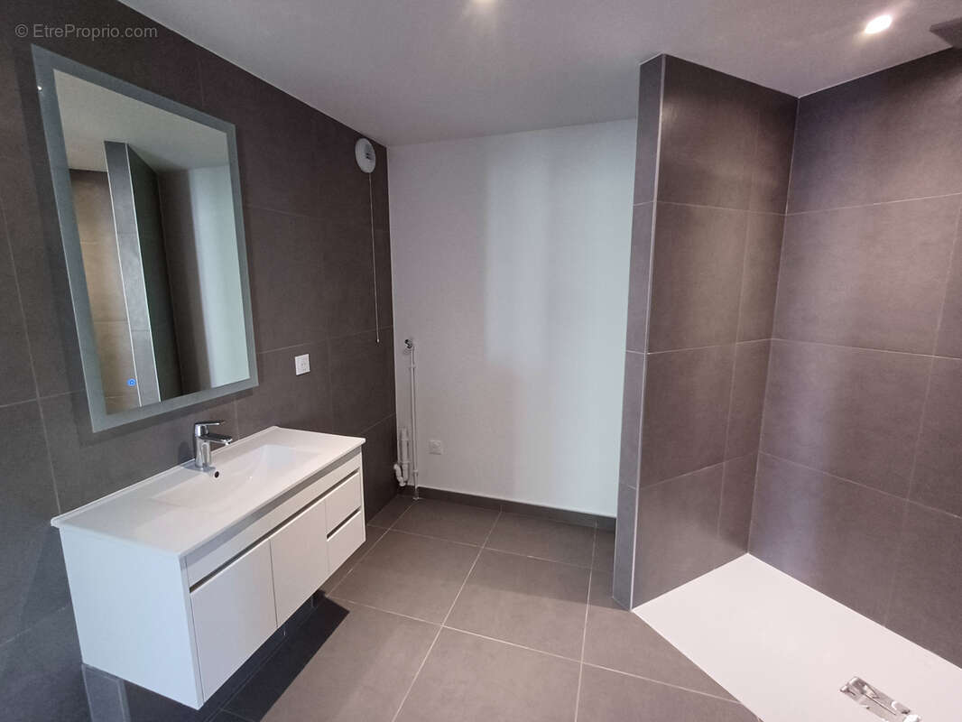 Appartement à MONTEVRAIN