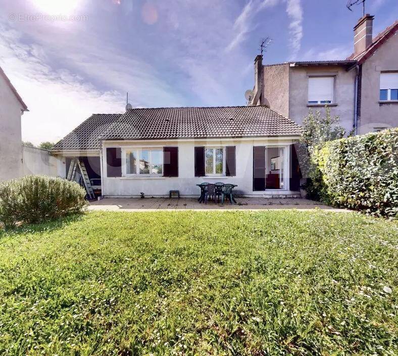 91b8f645-d7c8-486f-b7f1-266e27bedbde - Maison à ORLY