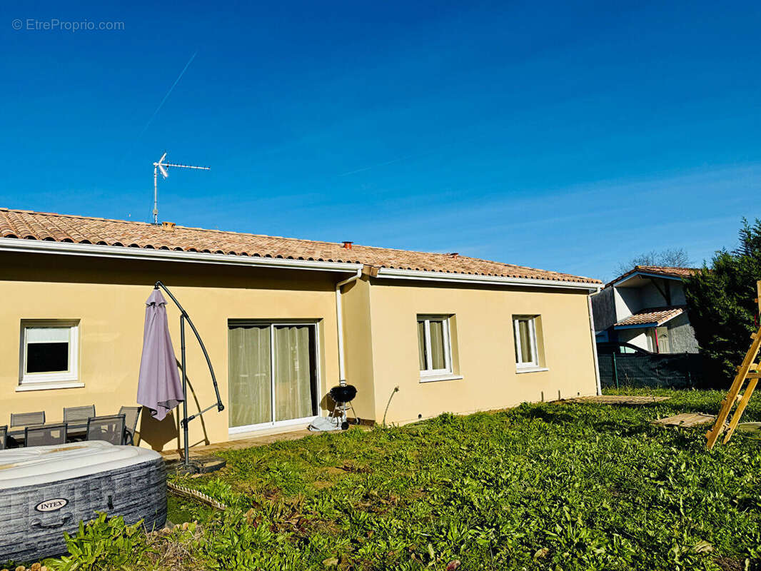 Maison à PENNE-D&#039;AGENAIS