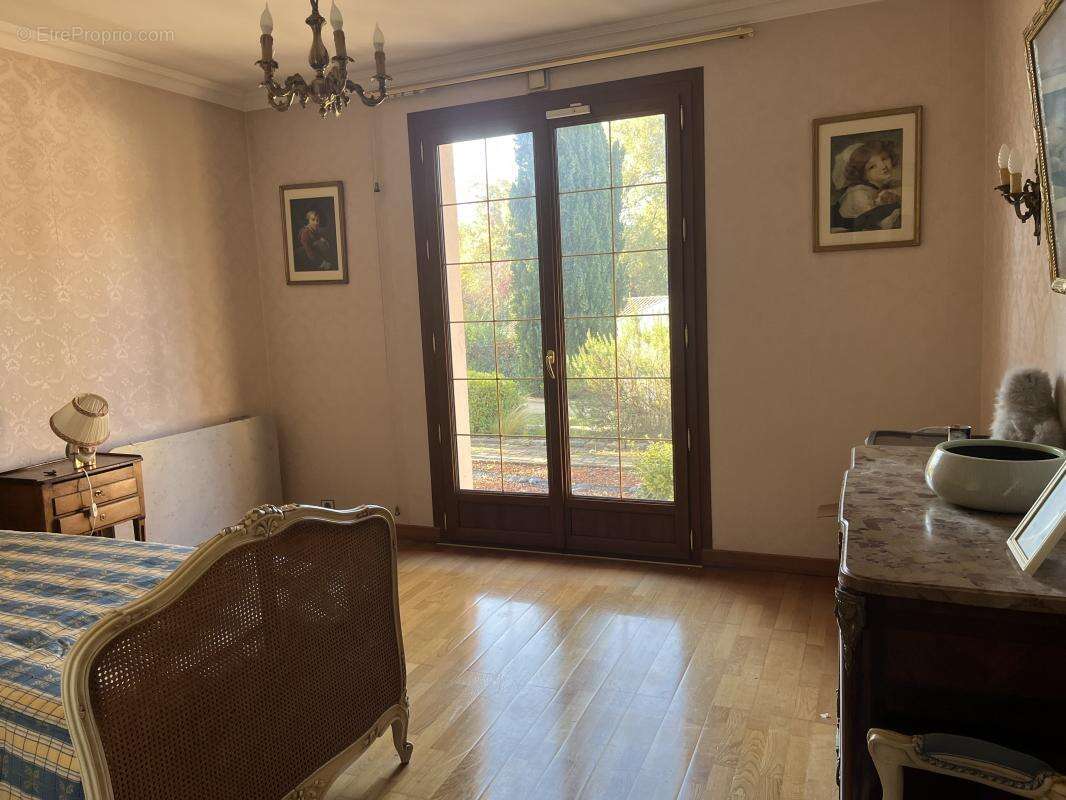 Maison à ARTIGUES-PRES-BORDEAUX