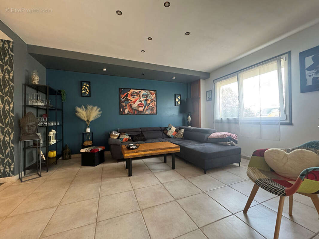 Maison Saint-Florent-le-Vieil - Maison 226 m² - Terrain 981 m² - 8 pièces - photo 4