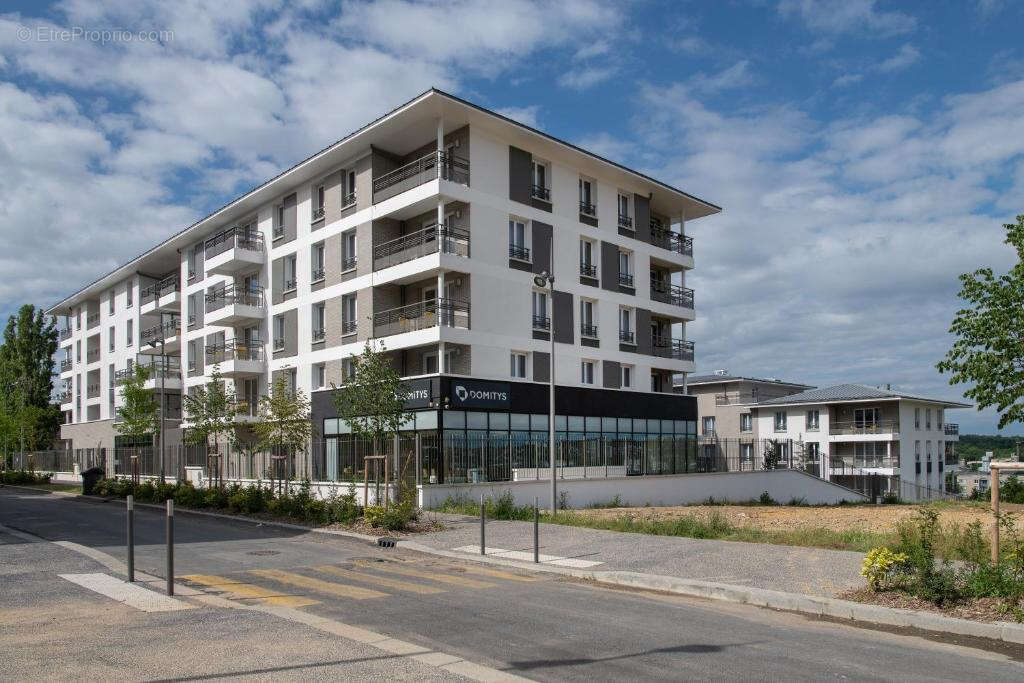 Appartement à CORBEIL-ESSONNES