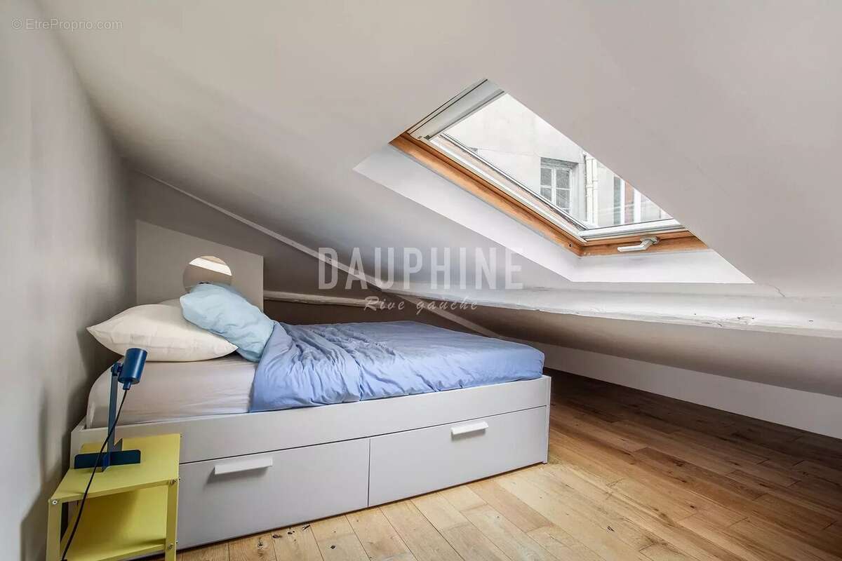 Appartement à PARIS-19E