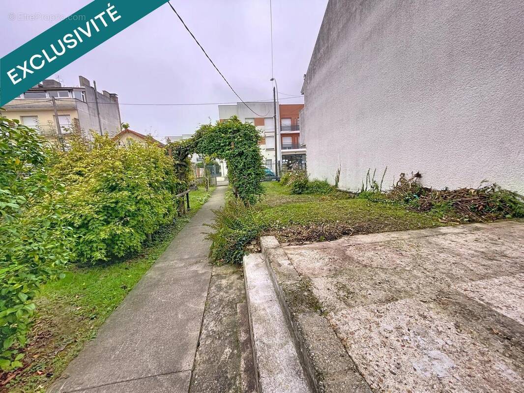 Photo 1 - Maison à SAVIGNY-SUR-ORGE