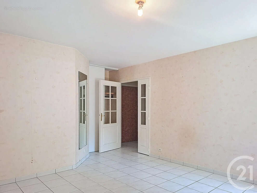 Appartement à MELUN
