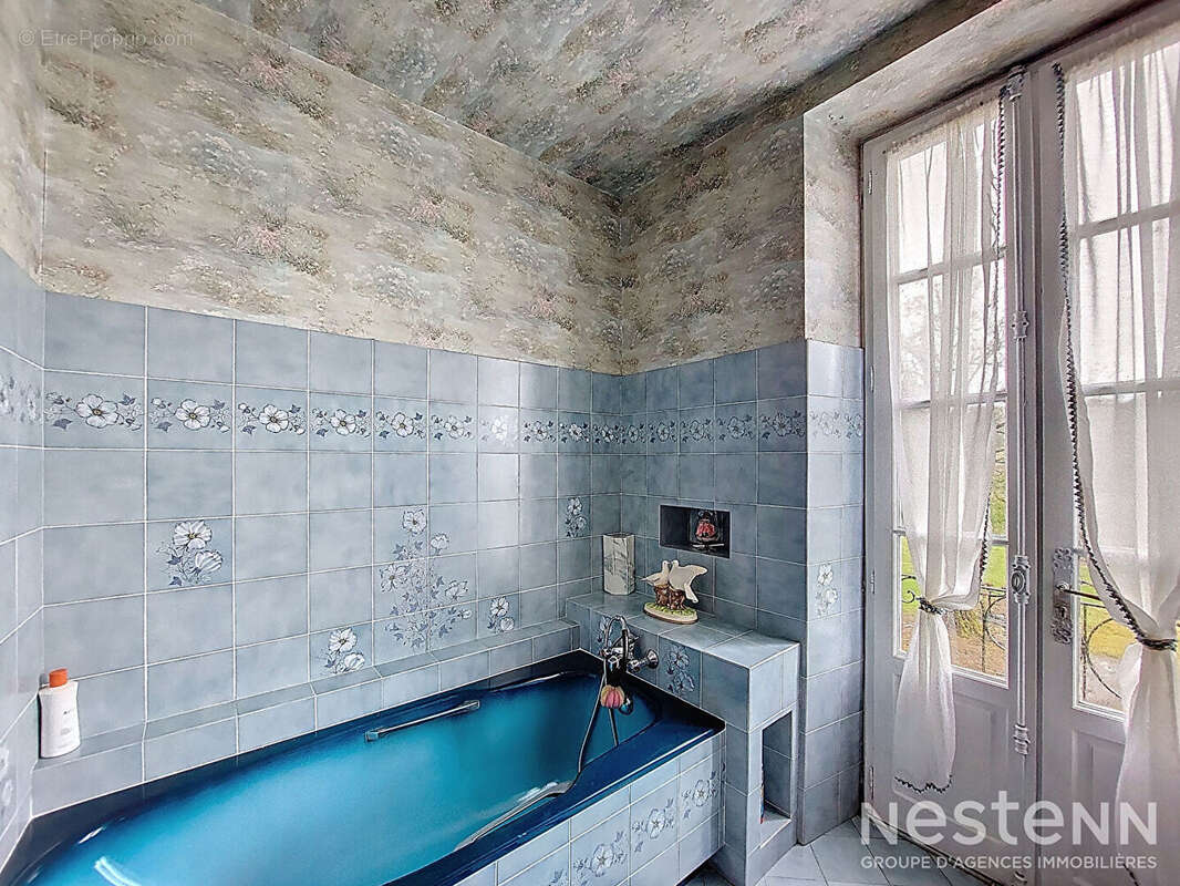 A Vendre Bâtisse en pierre de 310 m² avec dépendances sur une propriété de plus de 1,8 ha - photo 15