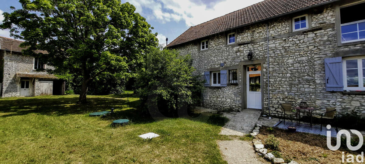 Photo 2 - Maison à ANET