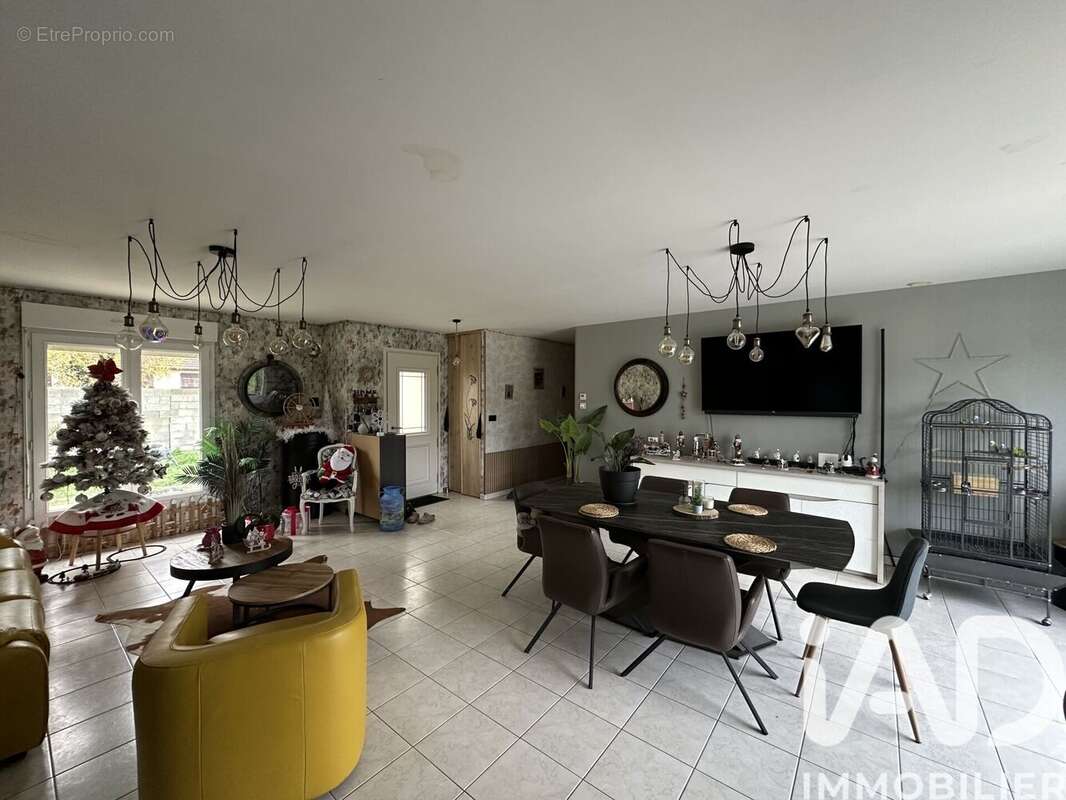 Photo 2 - Maison à SAINTE-LIZAIGNE