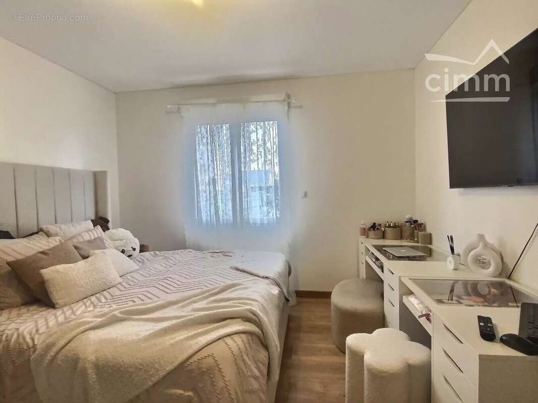 Maison à SAINT-SULPICE-DE-POMMERAY