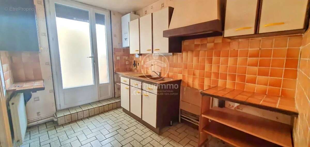 Maison à DEVILLE-LES-ROUEN