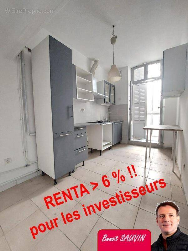 Appartement à MARSEILLE-1E