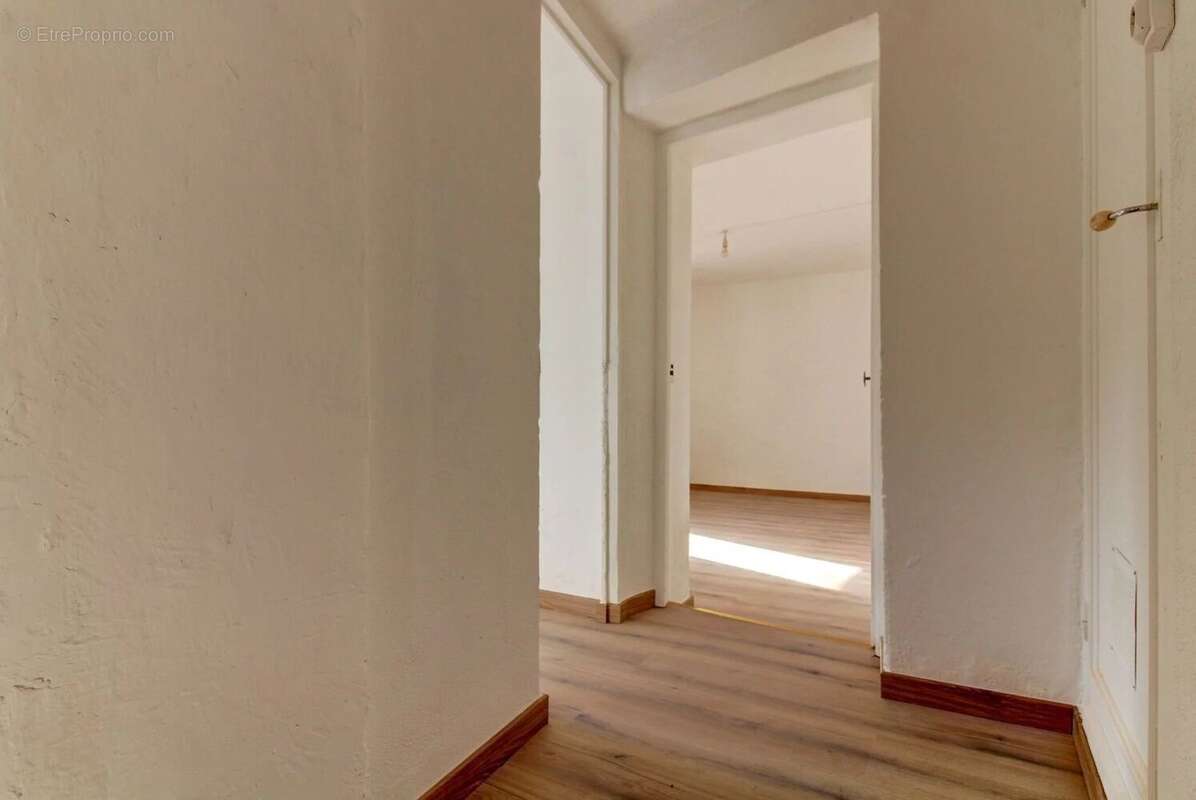 Collongues//Maison de Village//3 Pièces 62 M² - photo 15