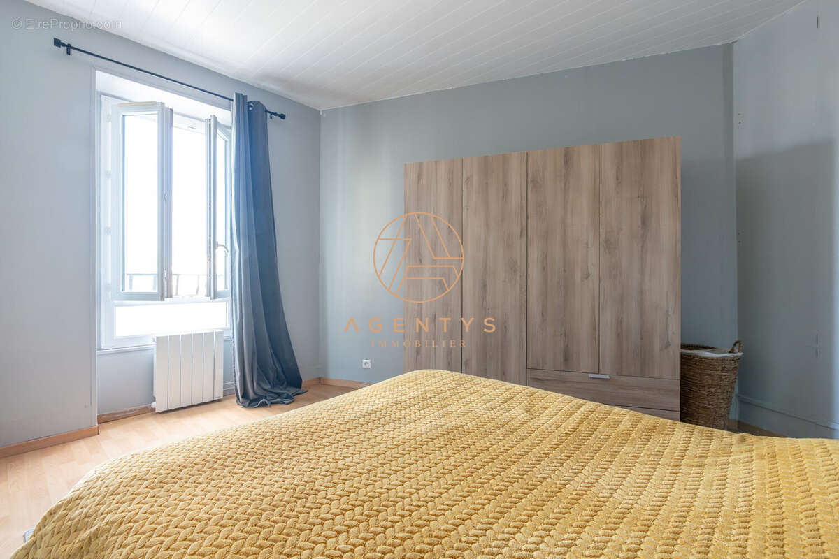 Appartement à NEUILLY-PLAISANCE