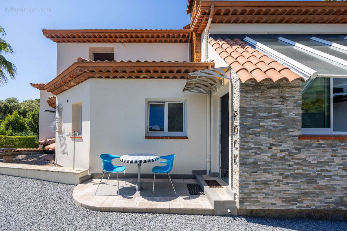 Maison à MANDELIEU-LA-NAPOULE