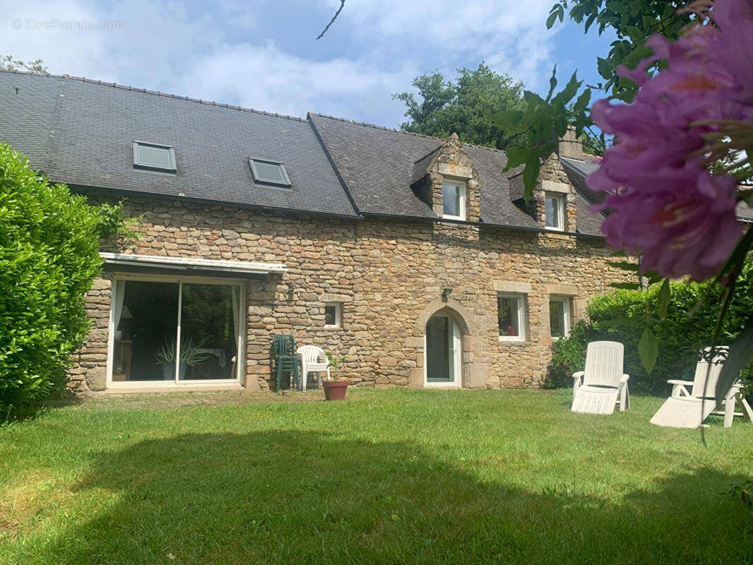 Maison à PLUVIGNER