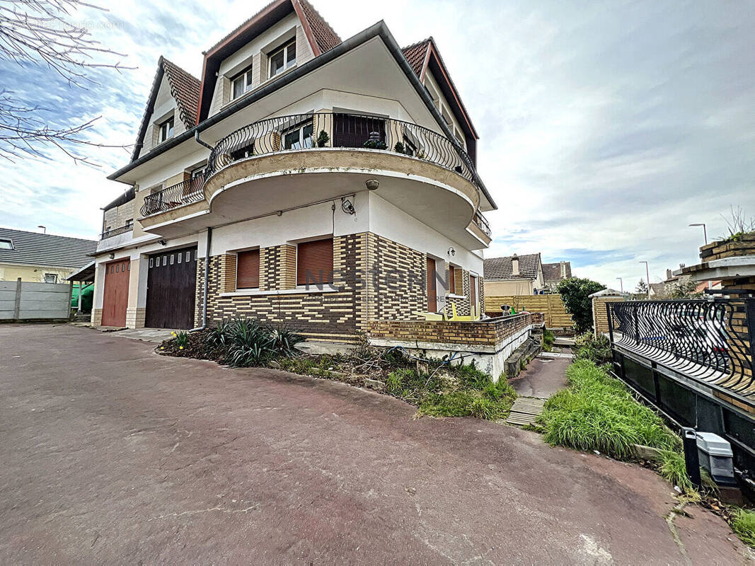 Appartement à VALENTON