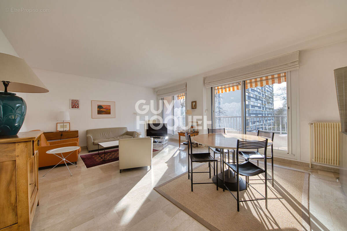 Appartement à LYON-4E
