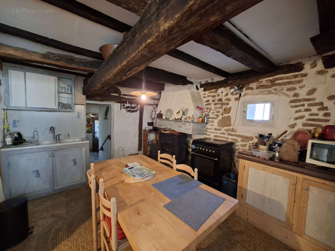 Maison à BASSOUES