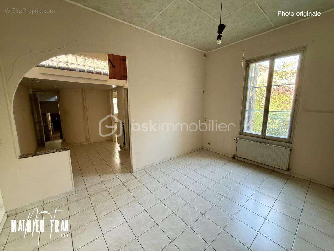Maison de caractère près de toutes commodités à rénover ! - photo 10