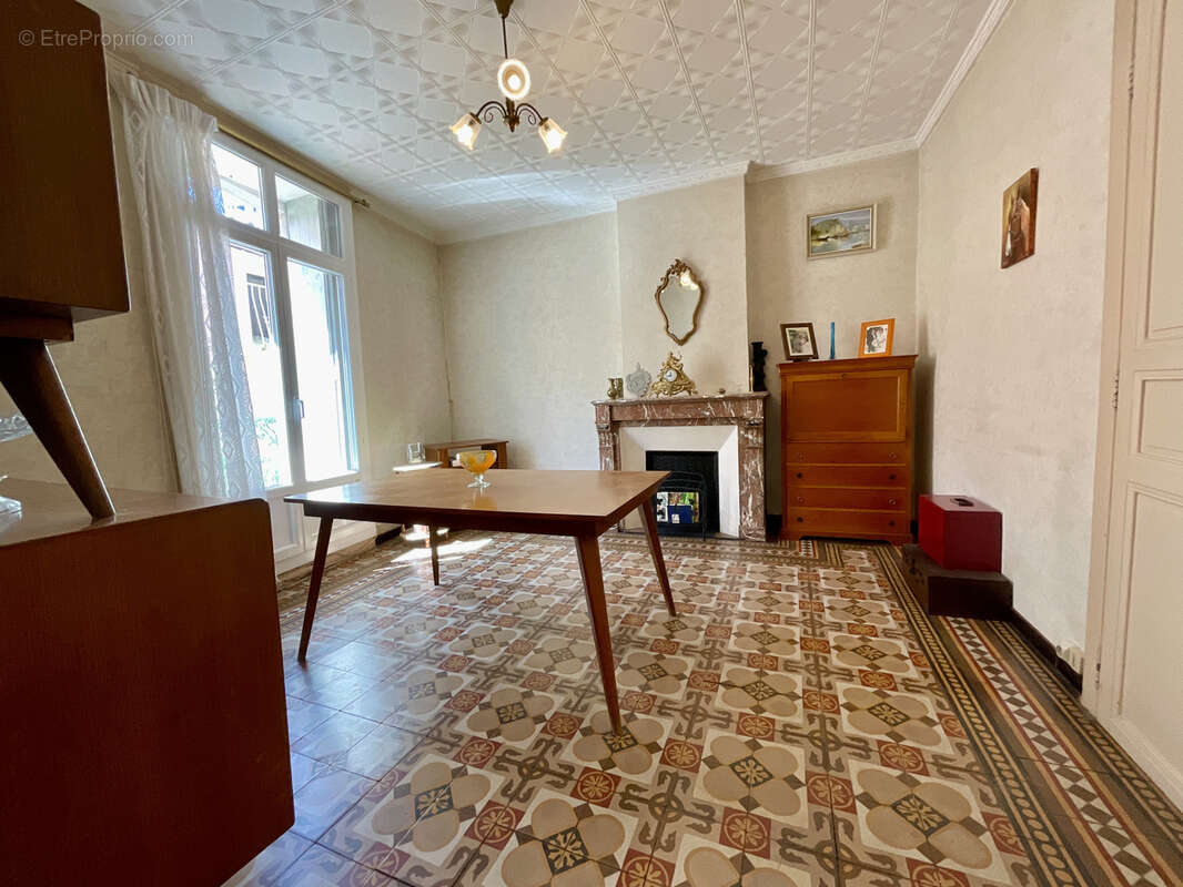 Maison à POMEROLS