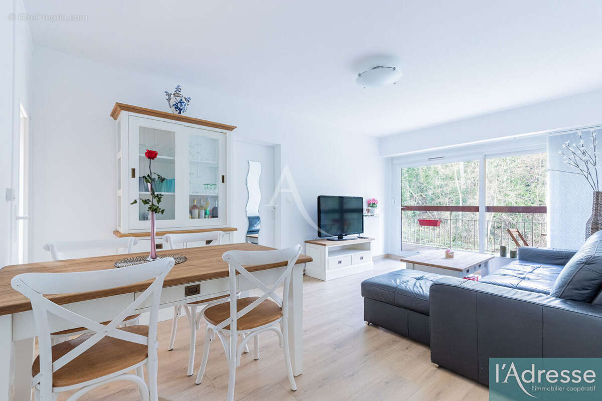 Appartement à ATHIS-MONS