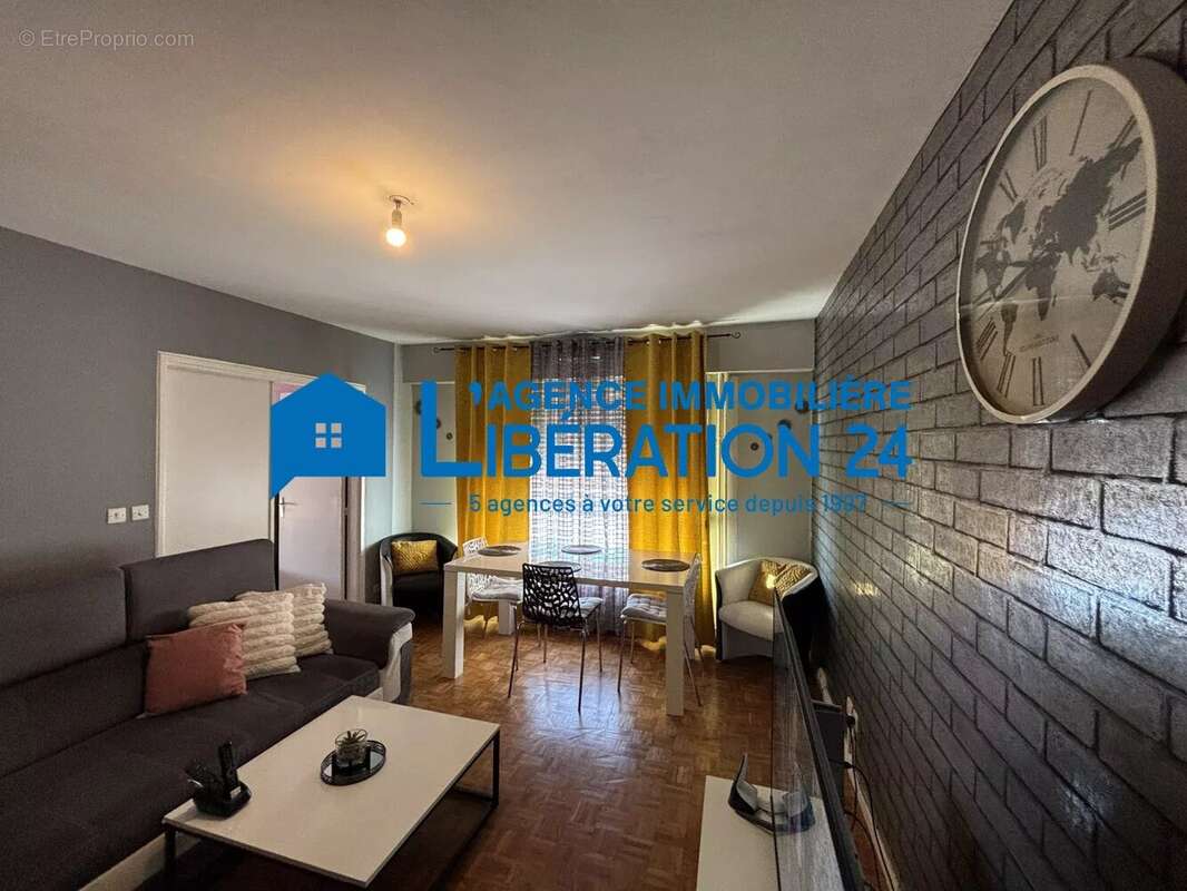 Appartement à SAINT-ETIENNE