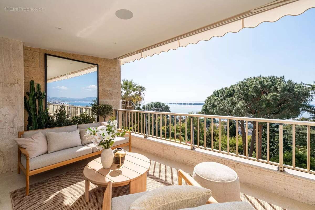 Appartement à CANNES