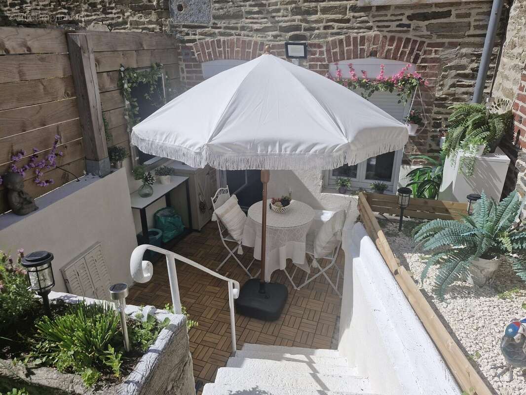 Maison à LA ROCQUE