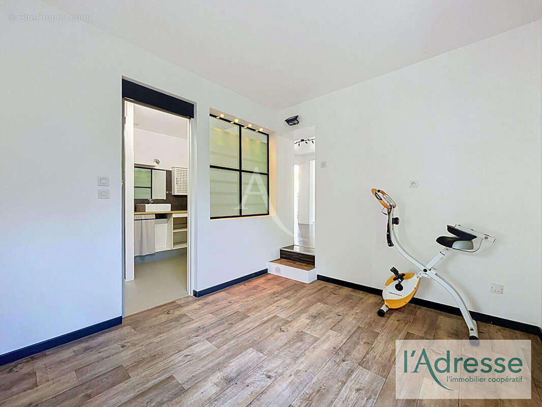 31620 Maison Villaudric T6 31620 - photo 8