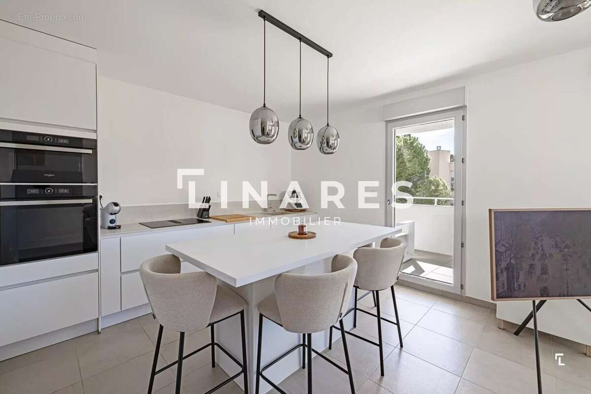 Appartement à MARSEILLE-9E