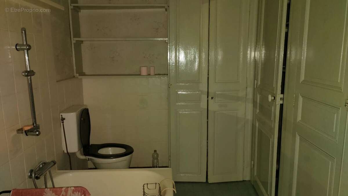 Appartement à CHAROLLES