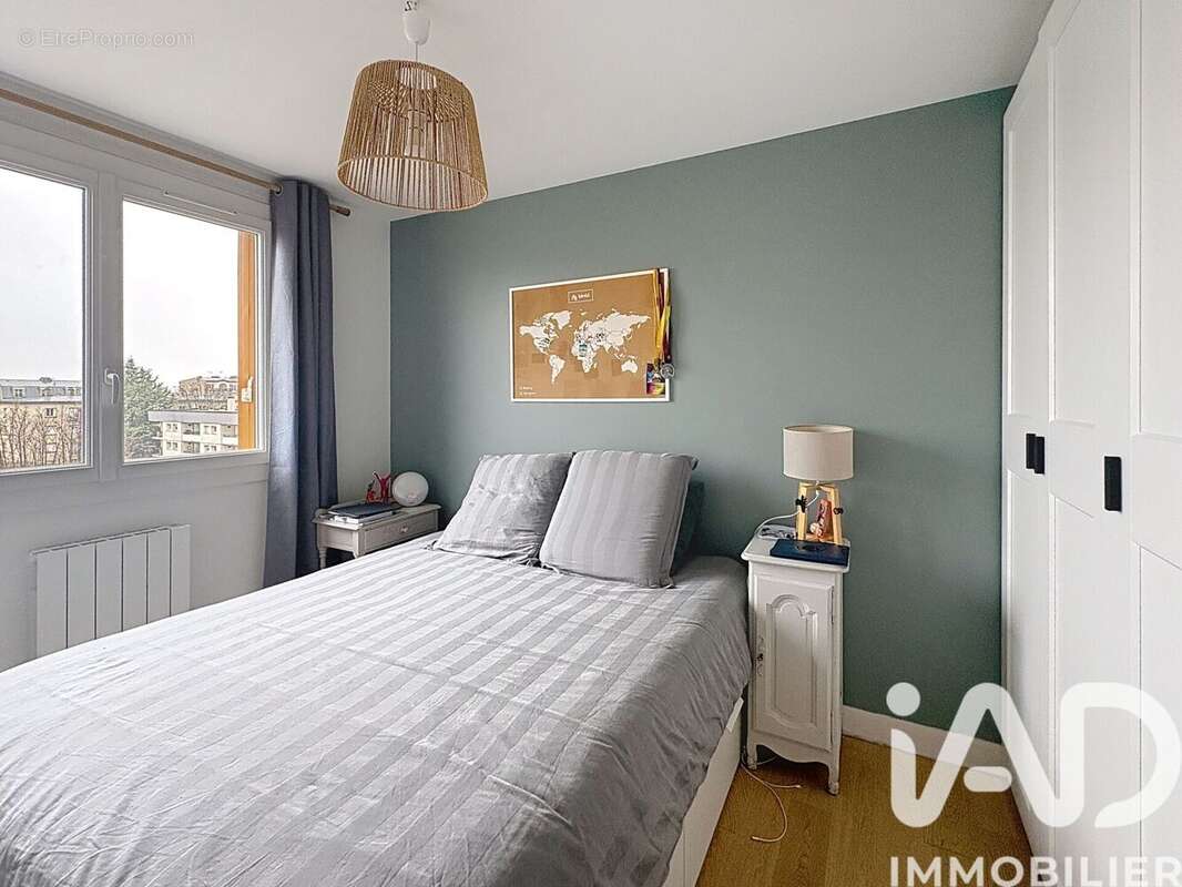 Photo 8 - Appartement à LA GARENNE-COLOMBES