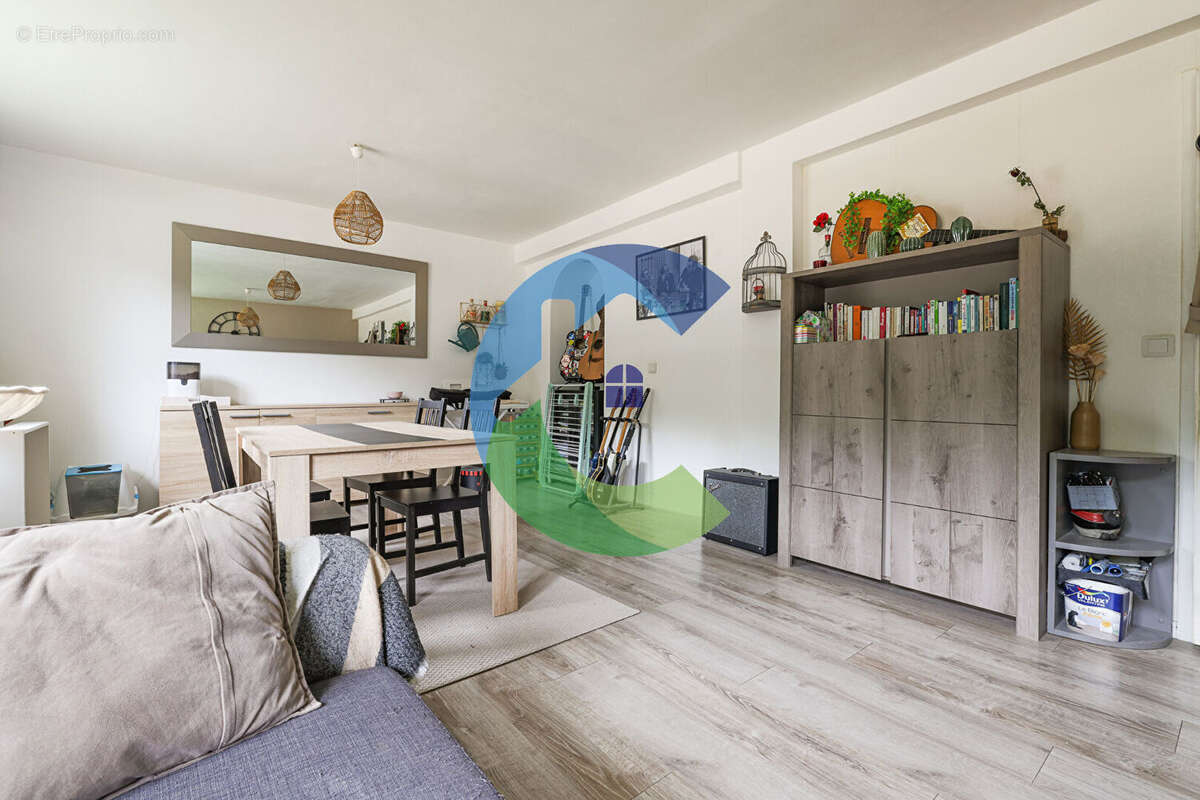 Appartement à EPINAY-SUR-ORGE