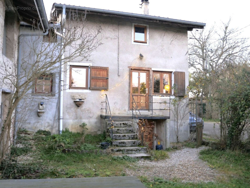 Maison à PRIAY