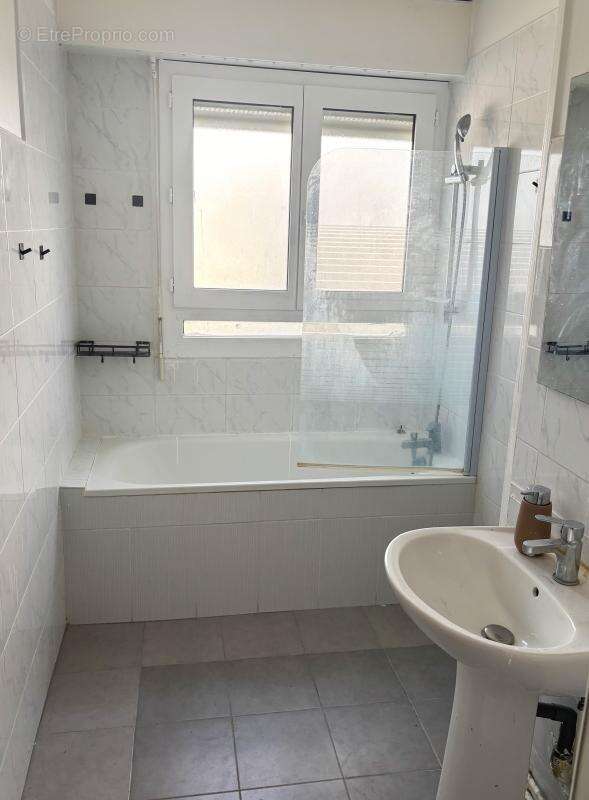 Appartement à CHAVILLE